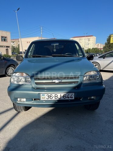 Chevrolet Niva-1