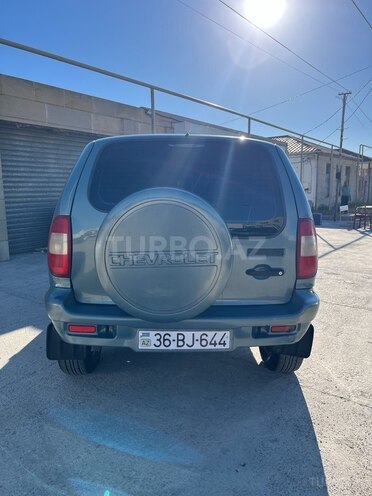 Chevrolet Niva-2
