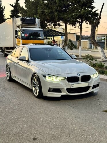 BMW 320d-6