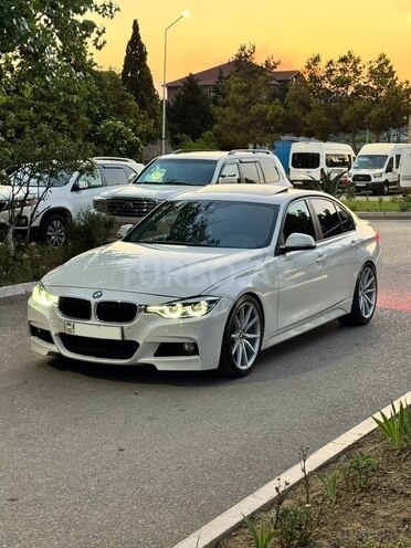 BMW 320d-5