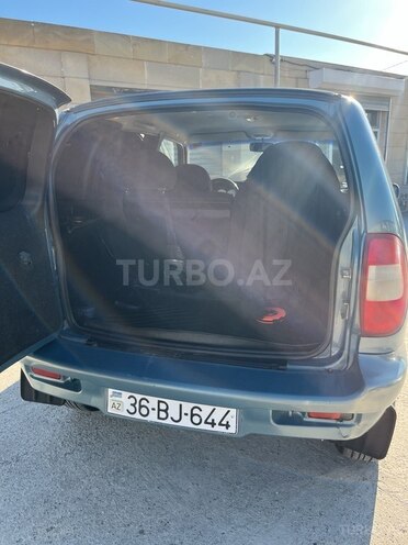 Chevrolet Niva-12