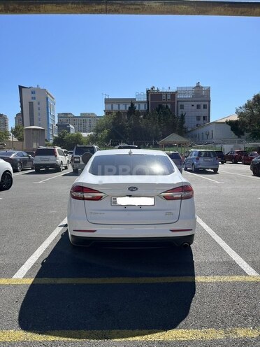 Ford Fusion (North America)-6
