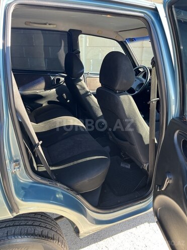 Chevrolet Niva-14