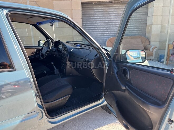 Chevrolet Niva-15
