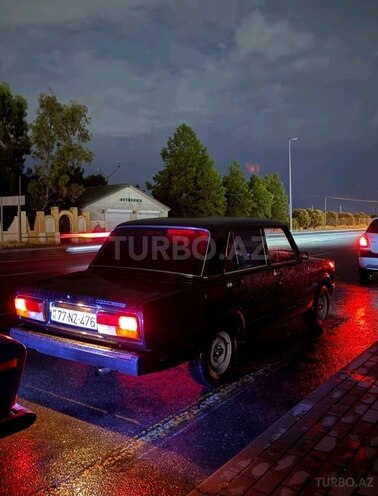 LADA (VAZ) 2107-4