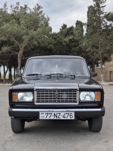 LADA (VAZ) 2107-1