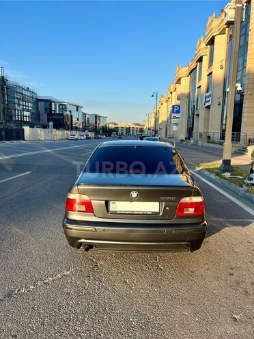 BMW 530-3