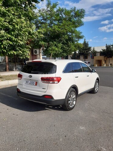 Kia Sorento-5