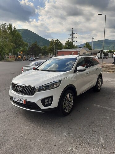 Kia Sorento-2
