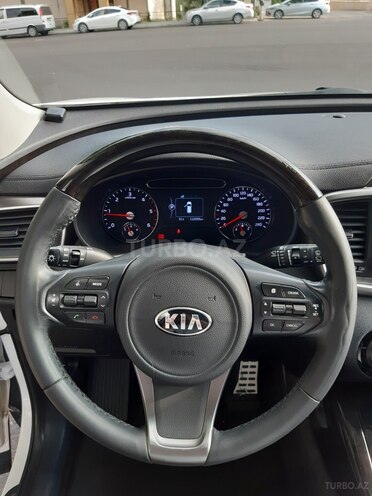 Kia Sorento-8