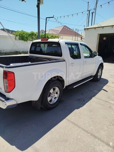 Nissan Navara-4