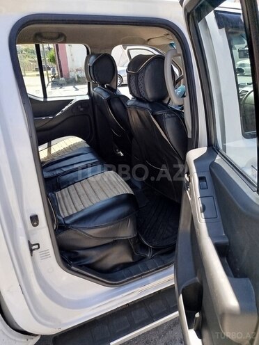 Nissan Navara-8