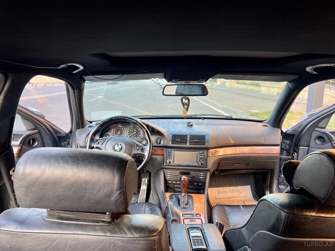 BMW 530-11