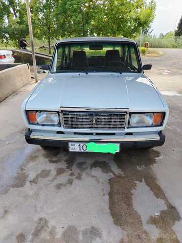 LADA (VAZ) 2107-1
