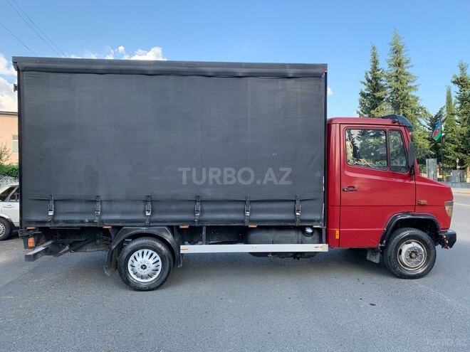 Mercedes Vario-3
