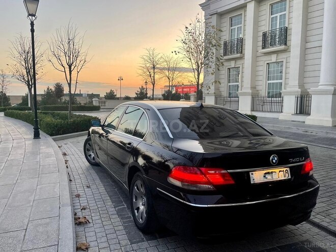 BMW 740-3