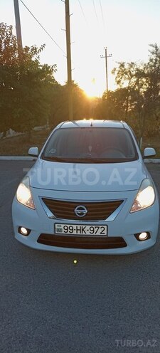 Nissan Sunny-1