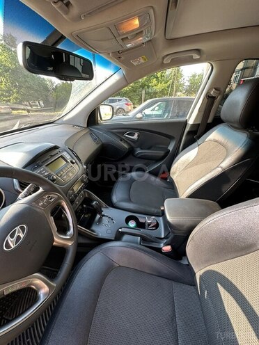 Hyundai ix35-5