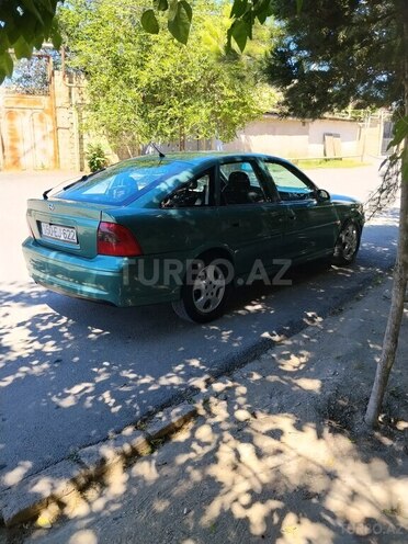 Opel Vectra-2