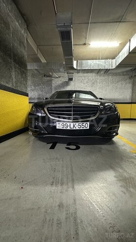 Mercedes E 350-1