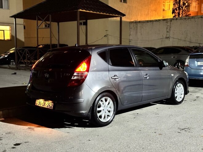 Hyundai i30-6