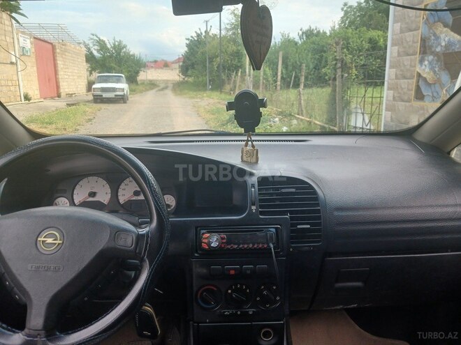 Opel Zafira-3