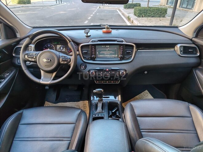 Kia Sorento-7
