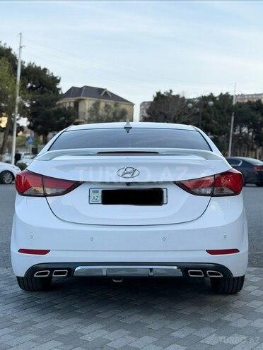 Hyundai Avante-8