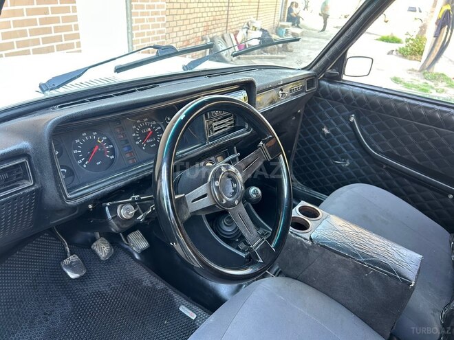 LADA (VAZ) 2107-8