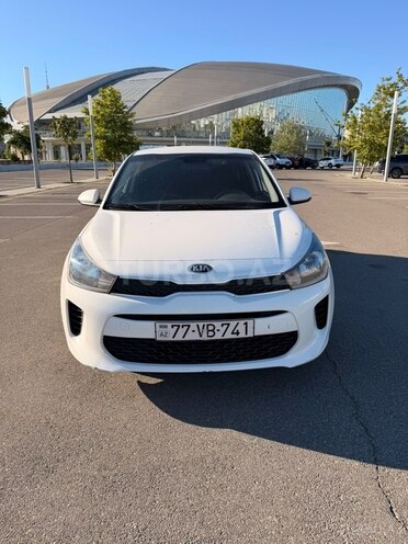 Kia Rio-1