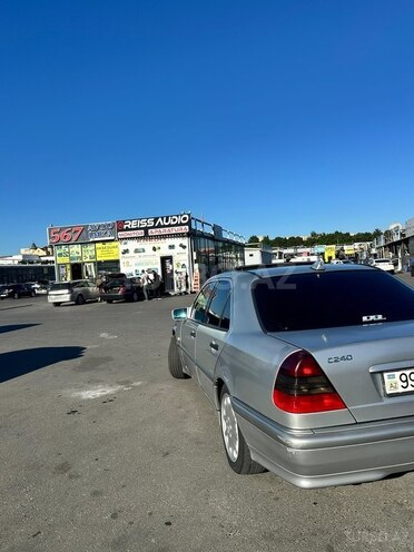 Mercedes C 240-6