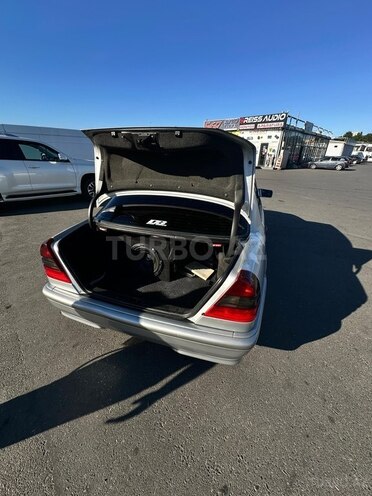 Mercedes C 240-9
