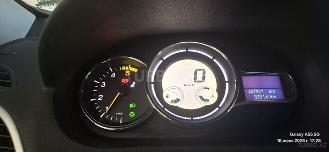 Renault Megane-6