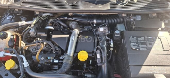 Renault Megane-8