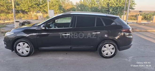 Renault Megane-16