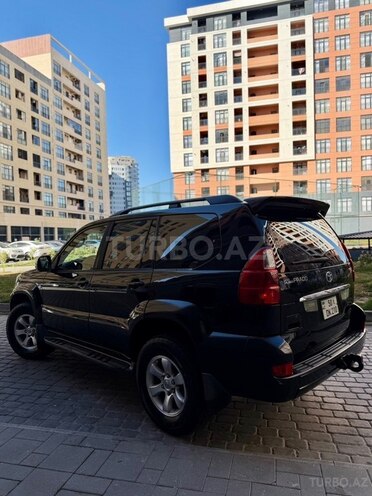 Toyota Land Cruiser Prado-10