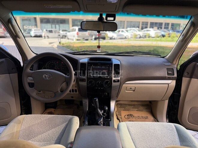 Toyota Land Cruiser Prado-18