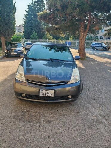 Toyota Prius-1