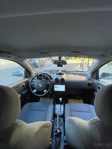Chevrolet Aveo-9