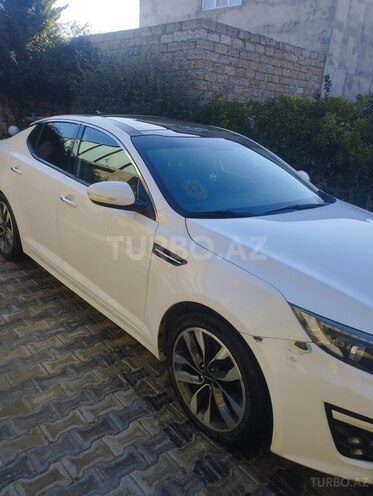 Kia K5-4
