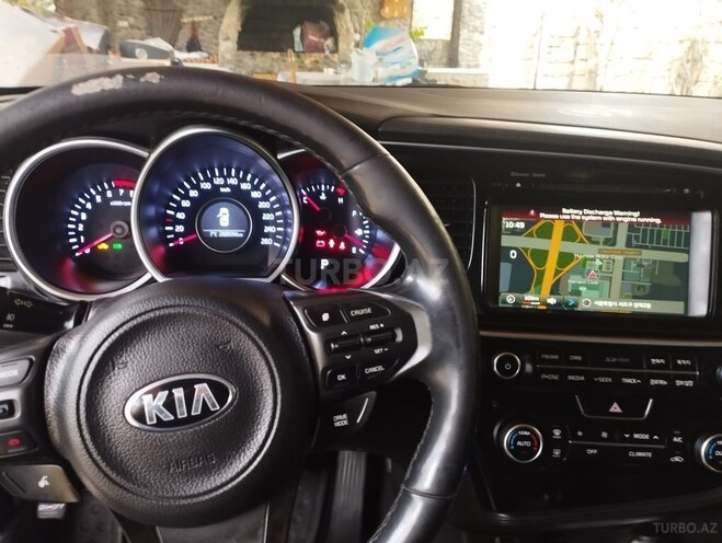 Kia K5-6