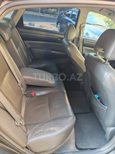 Toyota Prius-7