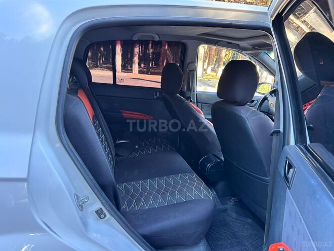 Hyundai Getz-12