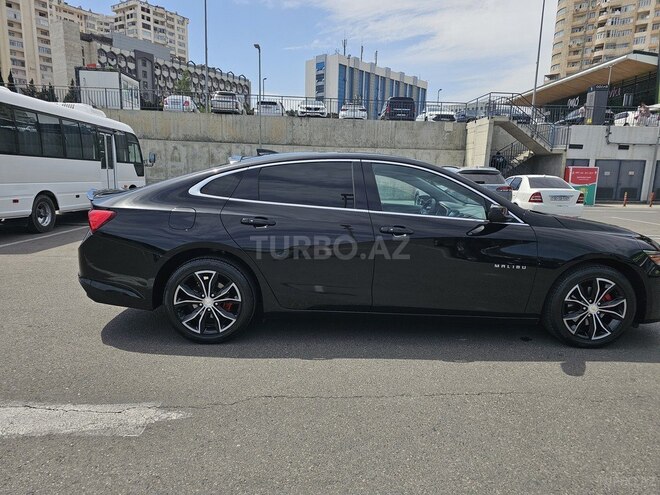 Chevrolet Malibu-8