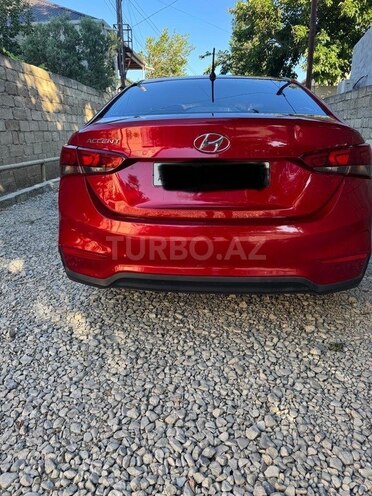 Hyundai Accent-3