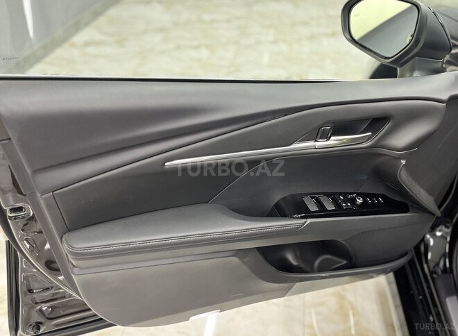 Toyota Camry-21