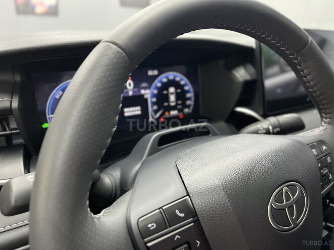 Toyota Camry-27