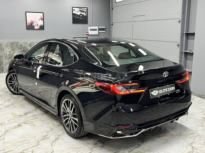 Toyota Camry-4
