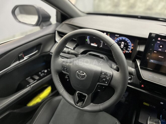 Toyota Camry-35