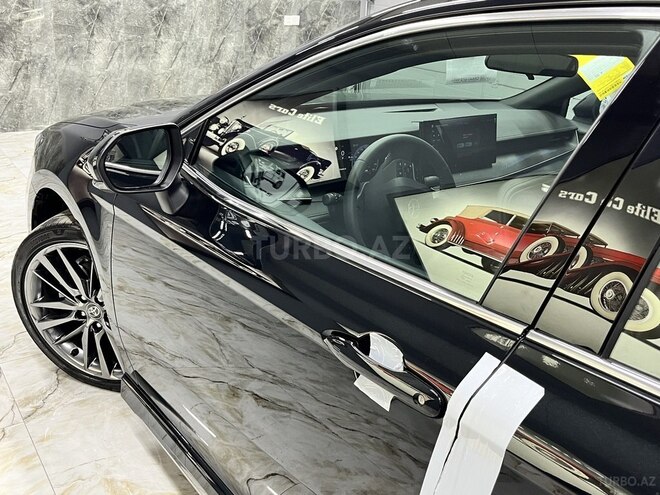 Toyota Camry-14